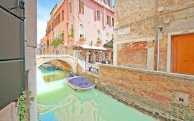 Dolcevita Apartments N 181